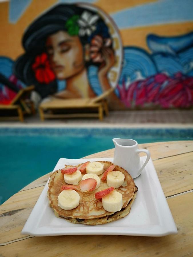 Surfari Punta Rocas Hostel Punta Negra Ngoại thất bức ảnh
