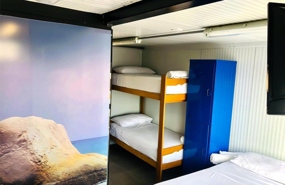 Surfari Punta Rocas Hostel Punta Negra Ngoại thất bức ảnh